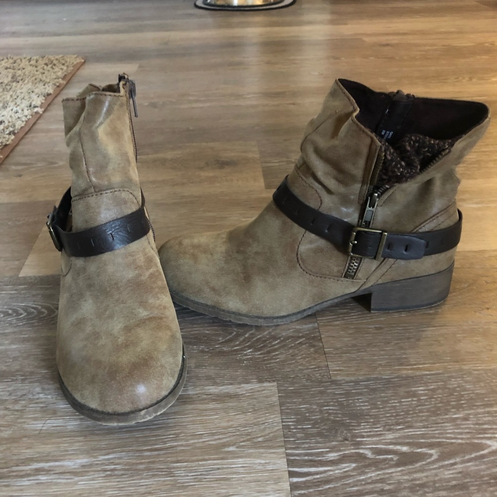 Brown ankle boots